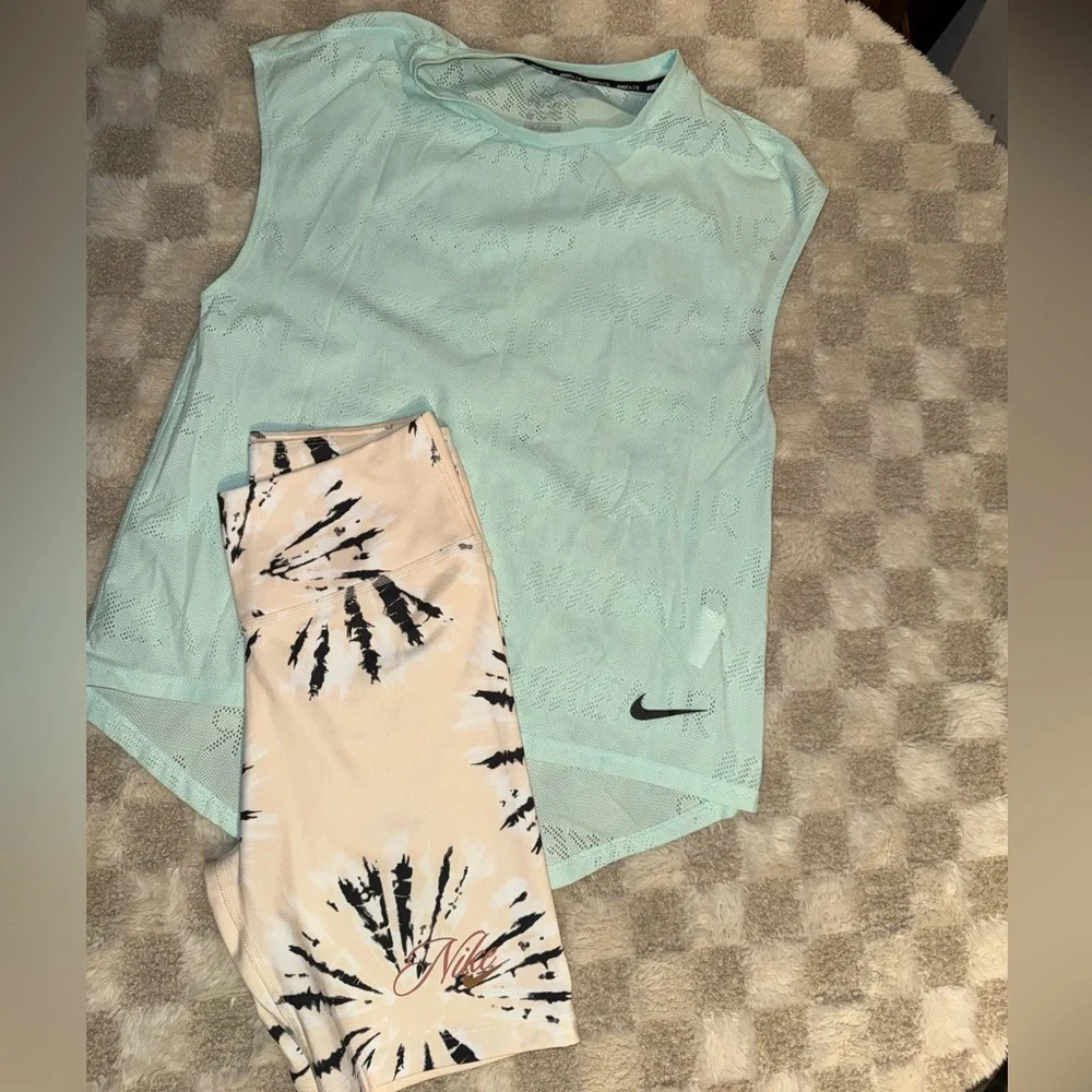 Nike and‎ Danskin Activewear Bundle